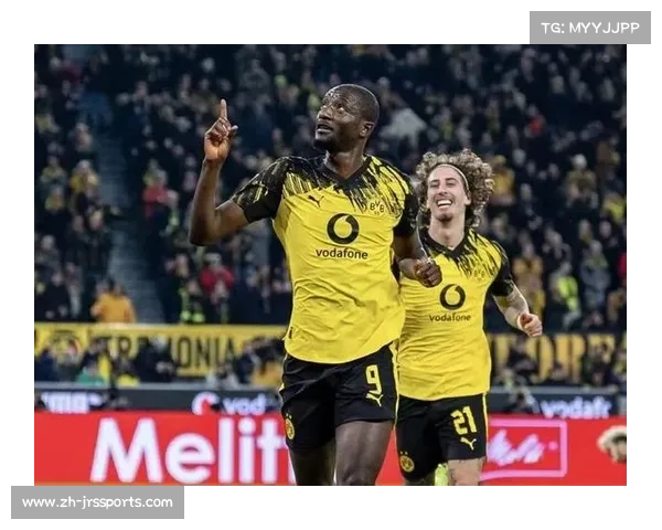 德甲争冠悬念再起，多特蒙德5连胜紧追拜仁，分差仅剩3分